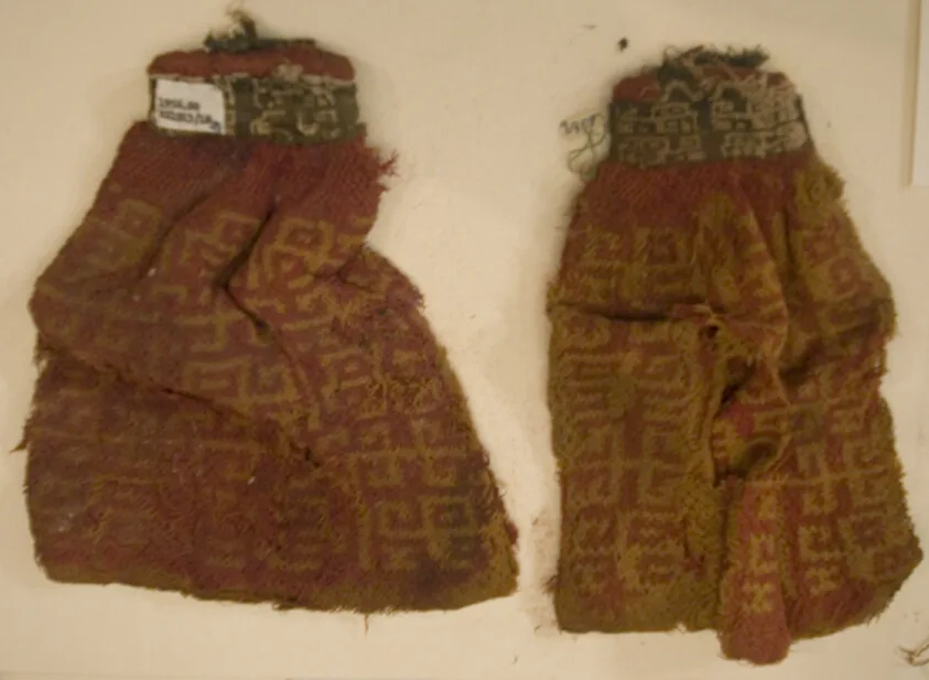 Tassels by Nasca, 500-900