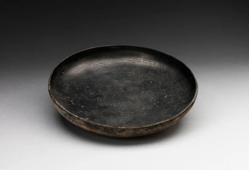 Blackware Plate with Fish Incised in Interior by Paracas, 500–150 BCE
