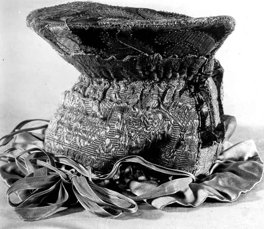 Headdress by Russia, 19th century