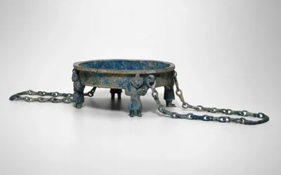 Brazier with Chain Handles (Ti Lian Lu) by China, Eastern Zhou dynasty, Warring States period (771–222 B.C.), 5th/4th century B.C.