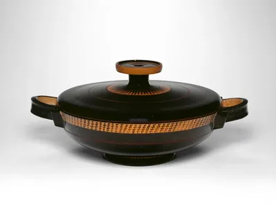 Lekanis (Covered Dish) by Ancient Greek, 450-430 BCE