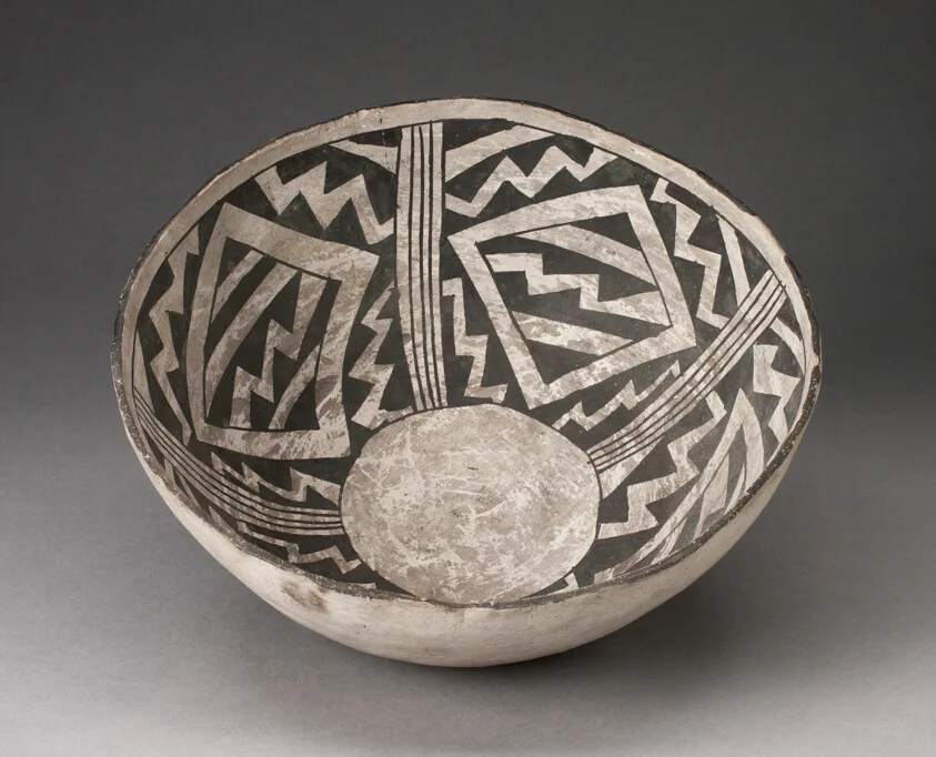 Bowl with Bold Black-on-White Diamond and Zizgag Motifs by Ancestral Pueblo, 950–1400